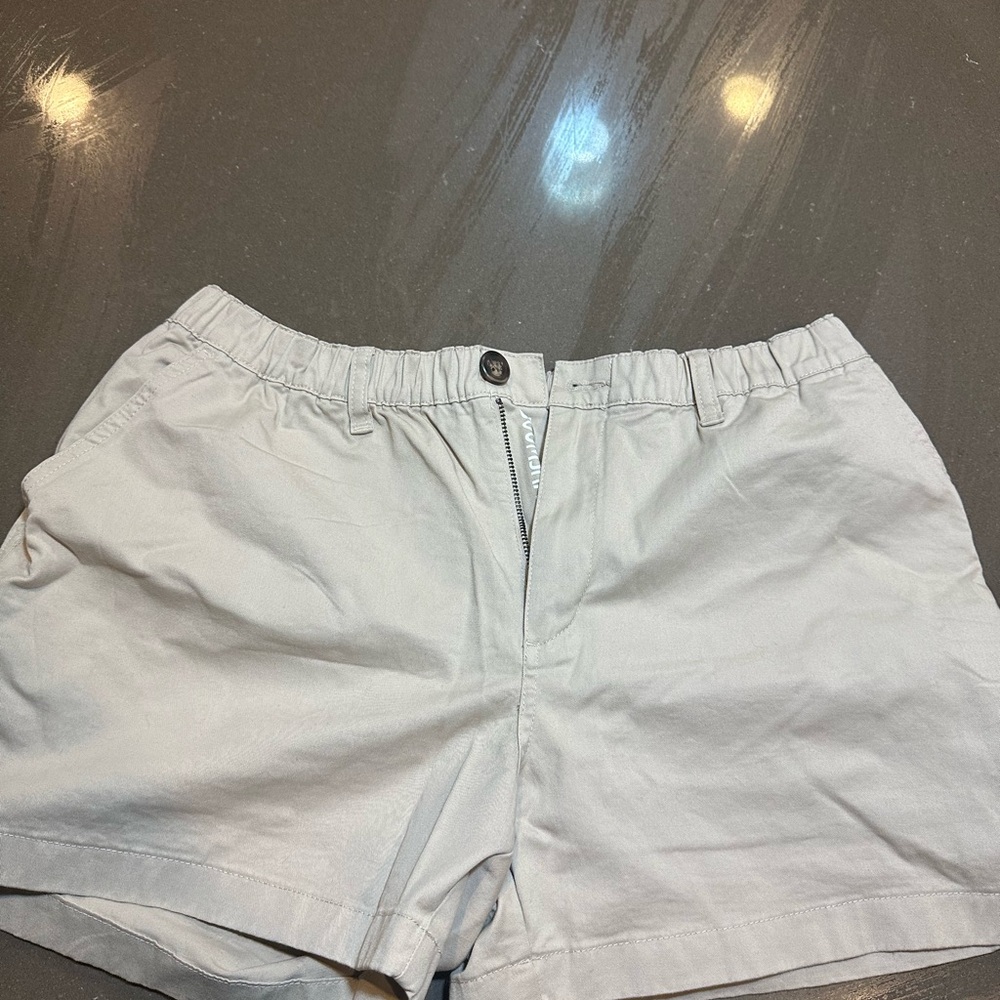 Khaki chubbies shorts